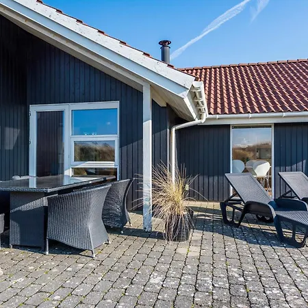 Casa de Férias 5 Person In Henne