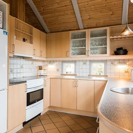 Henne Lxix Holiday home