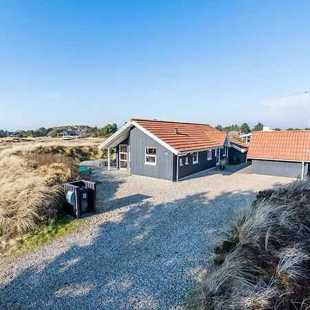 5 Person In Henne Vakantiehuis *